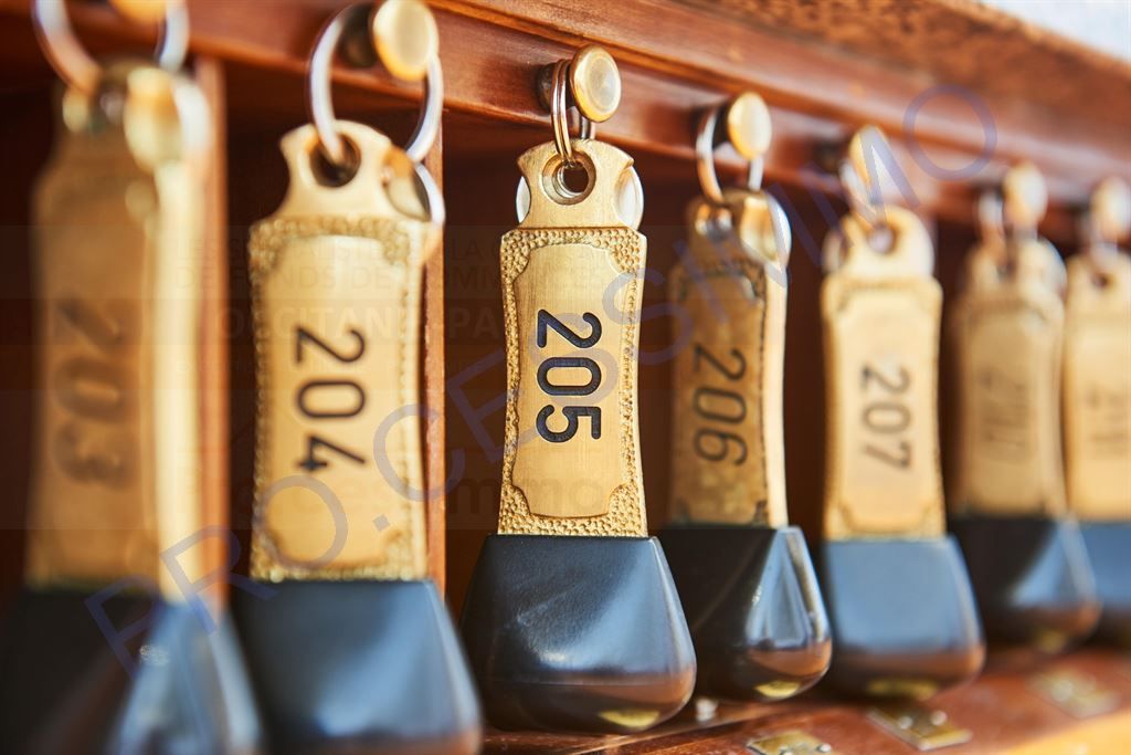 commerce en vente sur SALON DE PROVENCE (13300) - Voir les photos  Vente Commerce