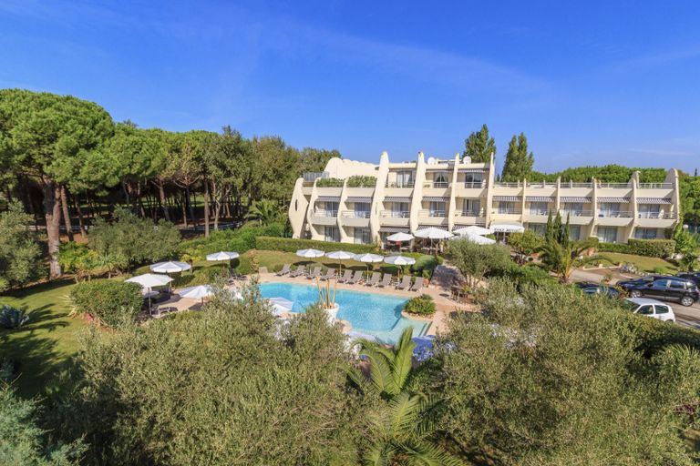 HOTEL DU GOLF 