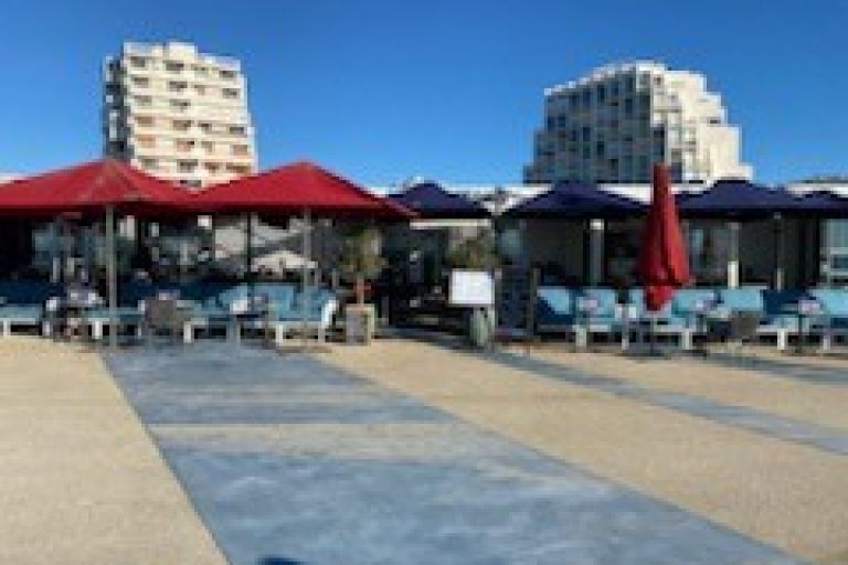 LA BELLE ETOILE